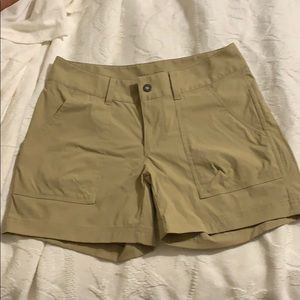 Columbia Silver Ridge Stretch Short II-NEVER WORN